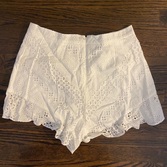 Bcbg “Janel” Shorts - Picture 2 of 2